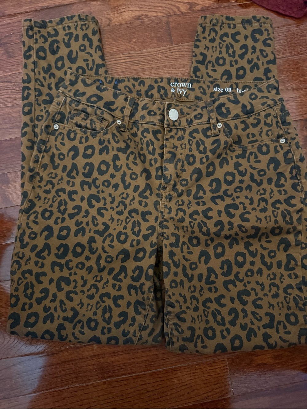 crown & ivy Olive Brown and Black Leopard Print High-Rise Jeans